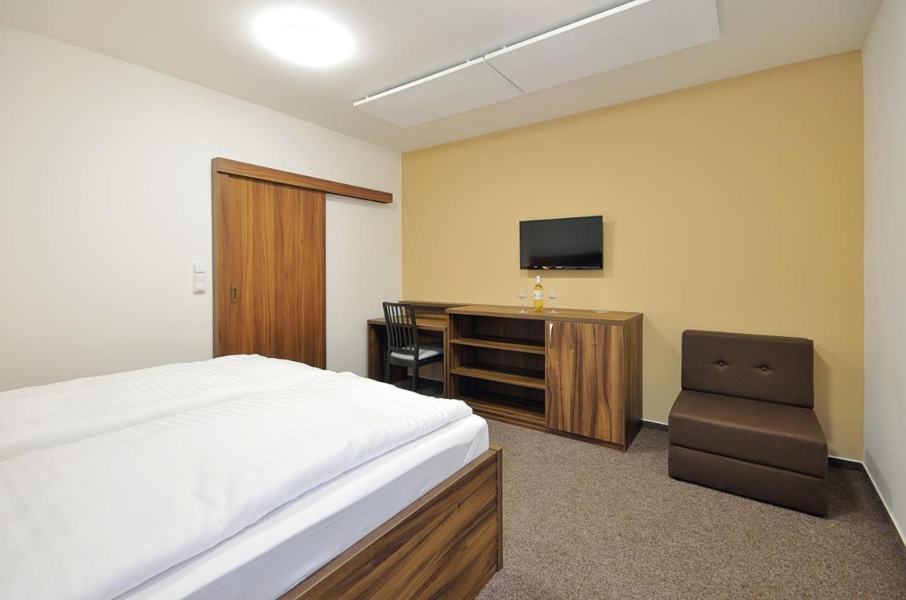Penzion Kuzelna Otel Trutnov Dış mekan fotoğraf