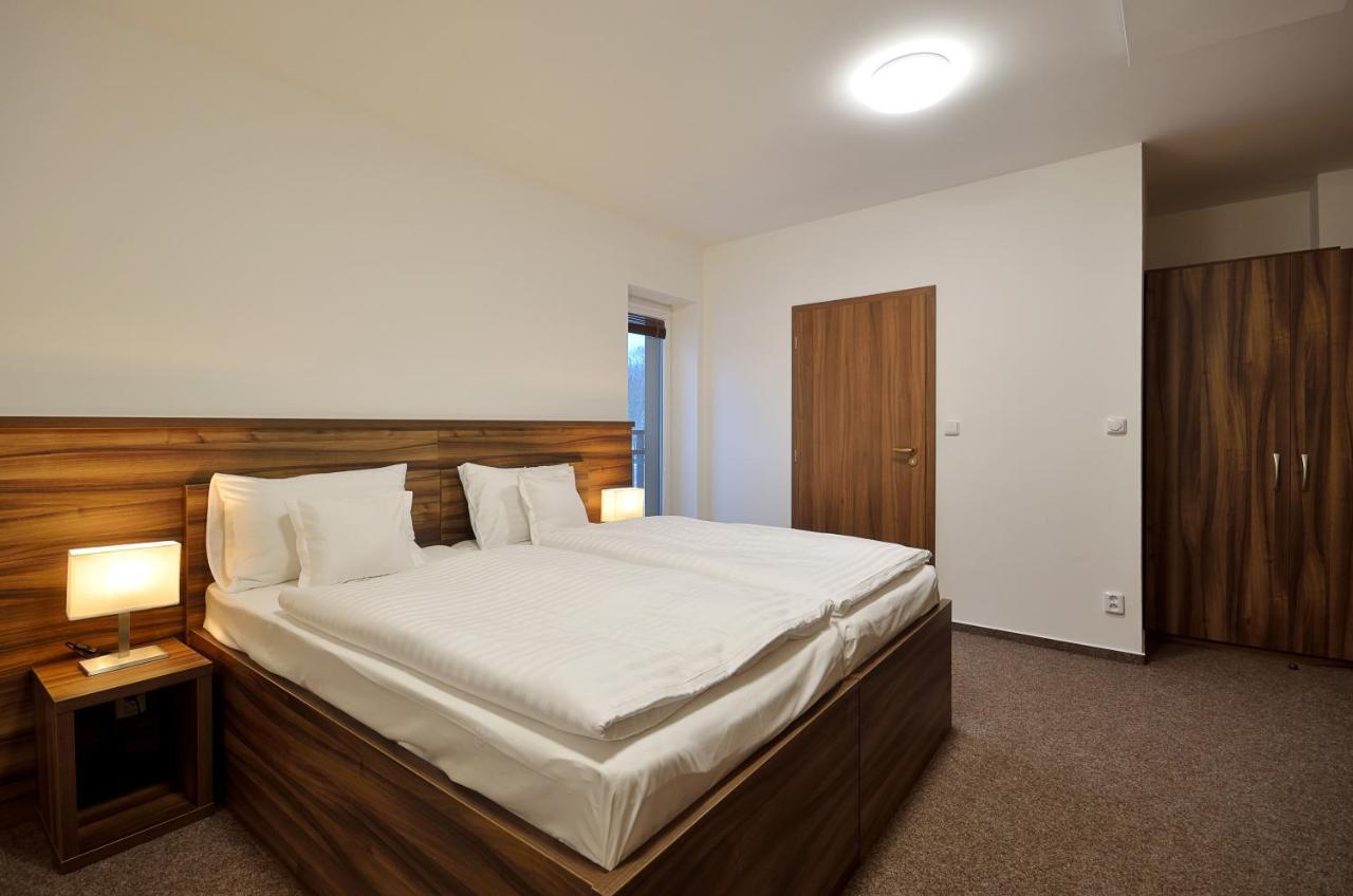 Penzion Kuzelna Otel Trutnov Dış mekan fotoğraf